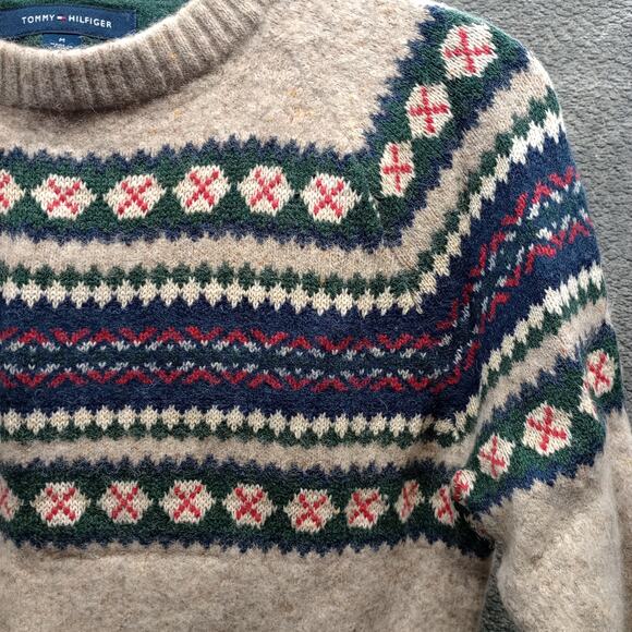 Tommy Hilfiger Men Lambswool Fair Isle Crewneck Holiday Sweater - Picture 3 of 8